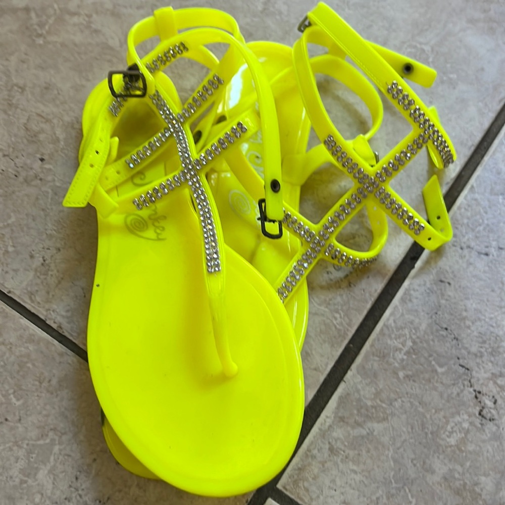 Sandals 8/9size